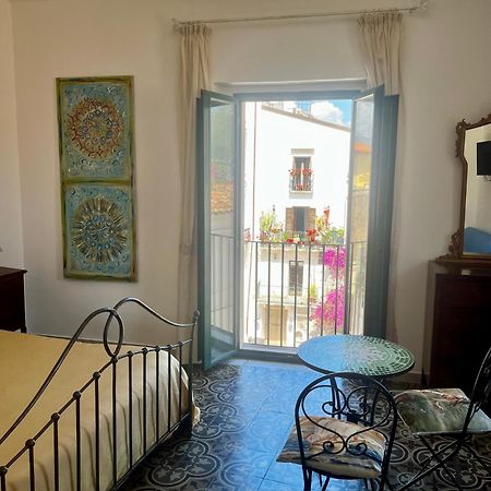 Casa Cardi Apartment Сперлонга Екстериор снимка