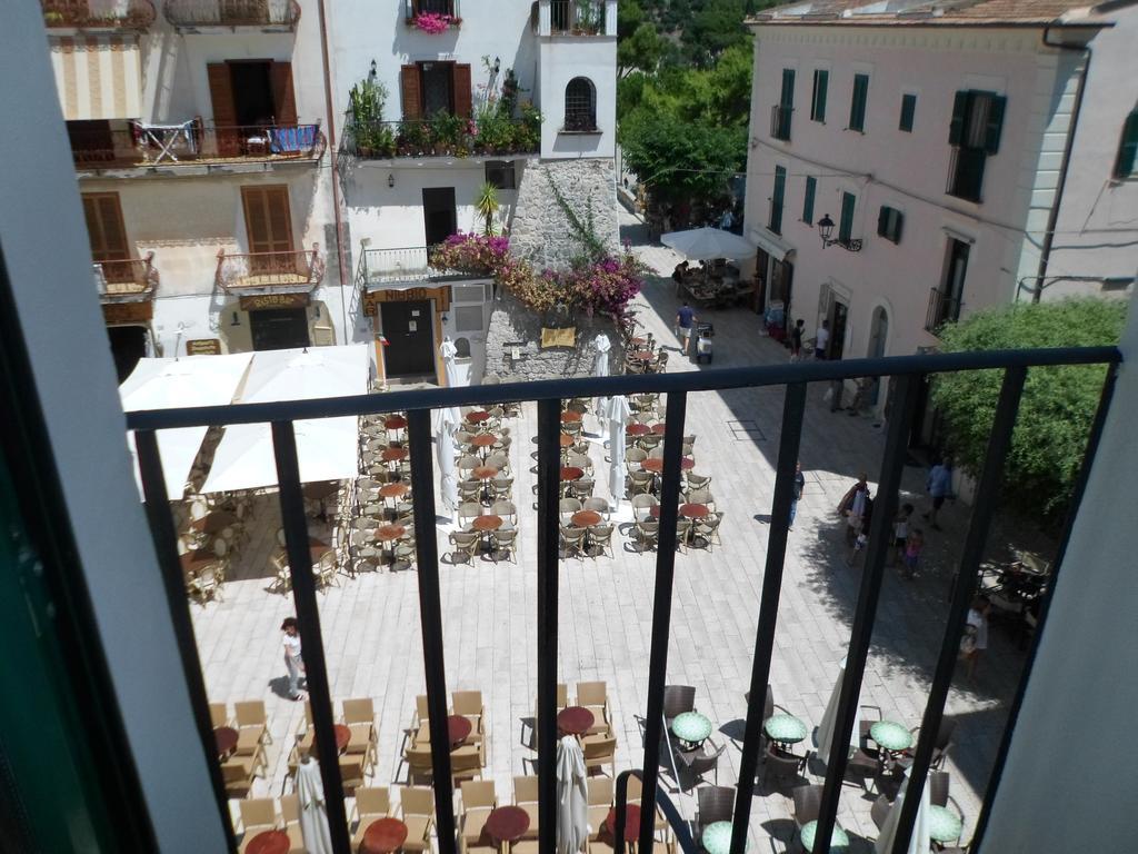 Casa Cardi Apartment Сперлонга Стая снимка