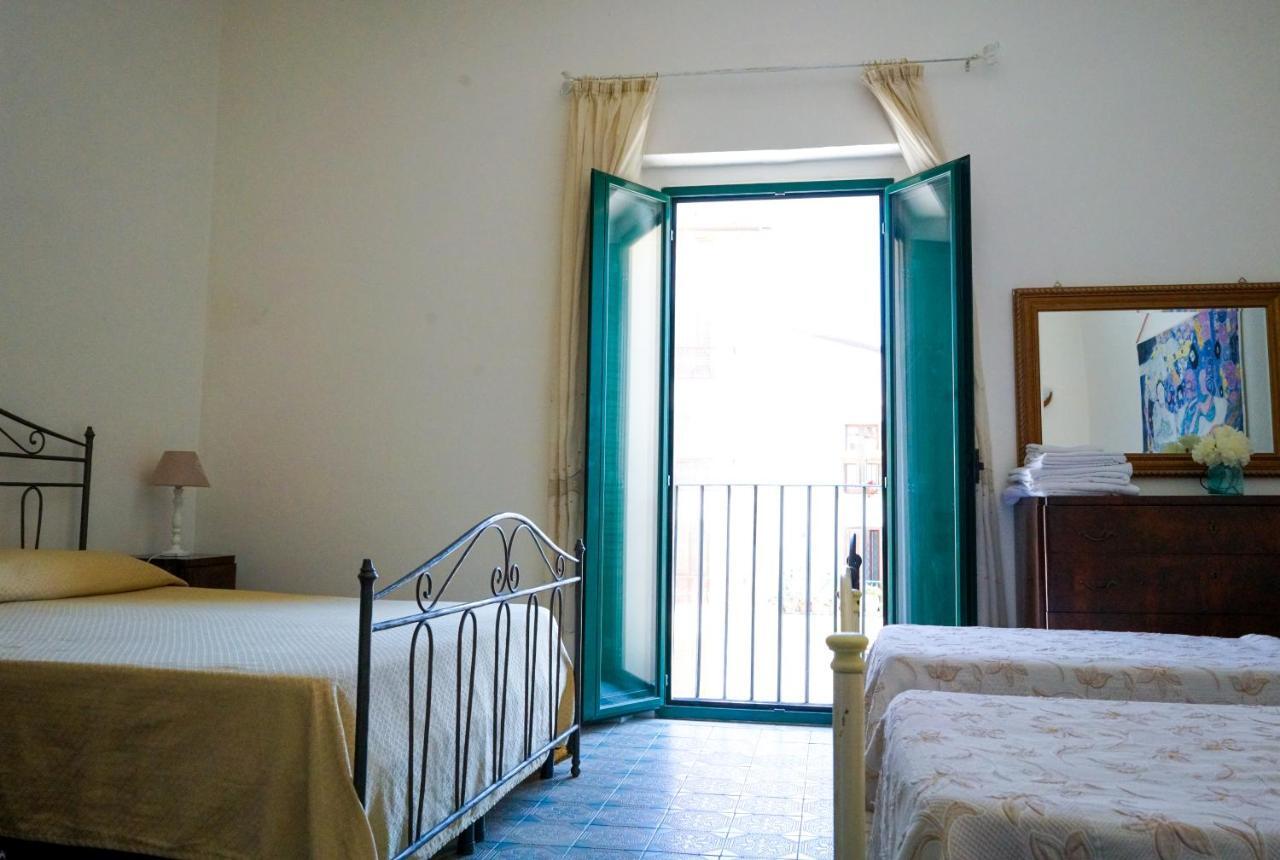 Casa Cardi Apartment Сперлонга Екстериор снимка
